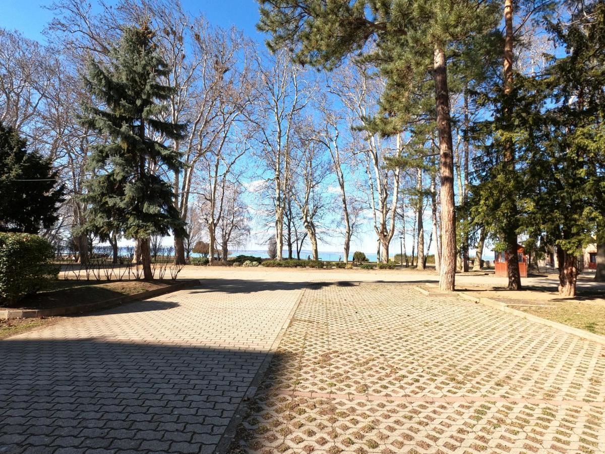 Gosztonyi Villa Шіофок Екстер'єр фото