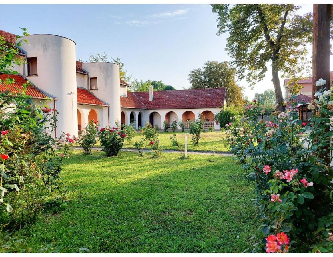 Gosztonyi Villa Шіофок Екстер'єр фото